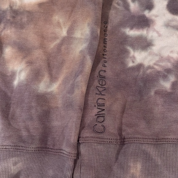 Calvin Klein lilac/ white sweatshirt - Picture 5 of 5